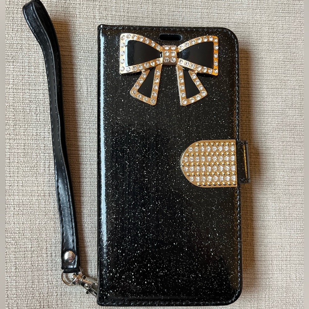 Diamond Ribbon Bow black iphone 13 pro phone case, 6.1” NWT